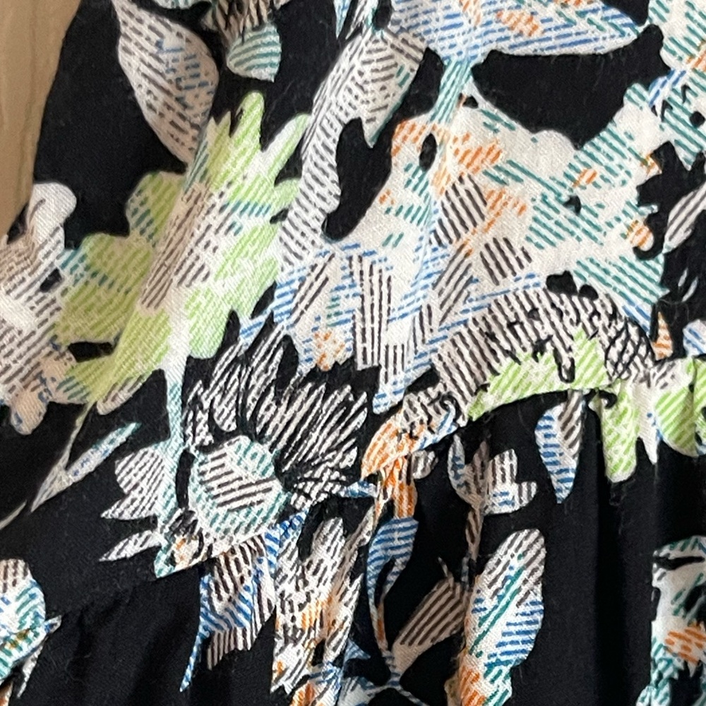 LOLA Floral Jumper Spaghetti Straps in Black and Blue Size Large - Picture 4 of 7